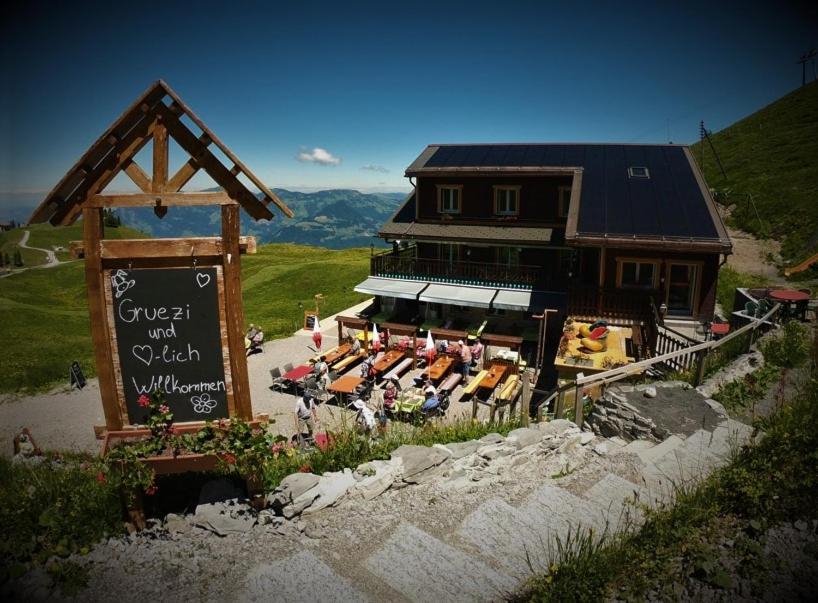 Klewenalp Ausflugs-Ski-Pistenhotel Klewenstock Беккенрид Экстерьер фото
