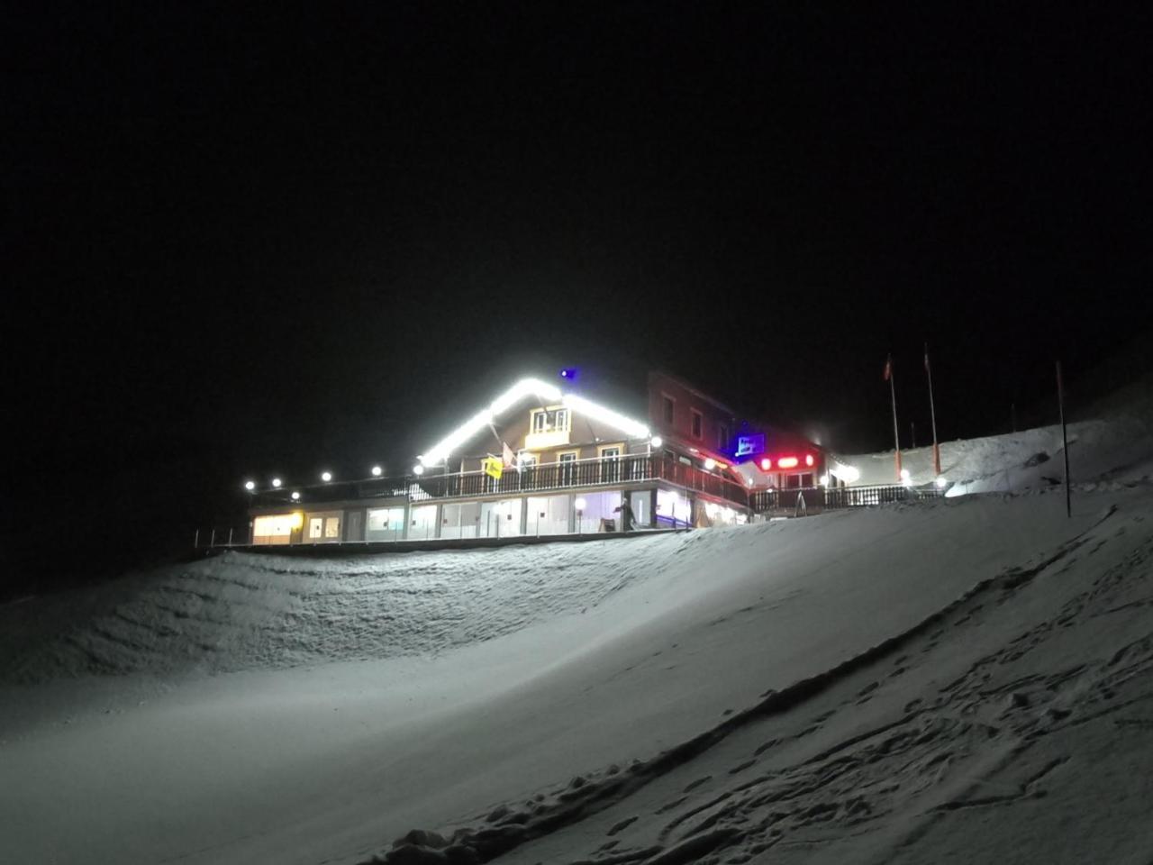 Klewenalp Ausflugs-Ski-Pistenhotel Klewenstock Беккенрид Экстерьер фото